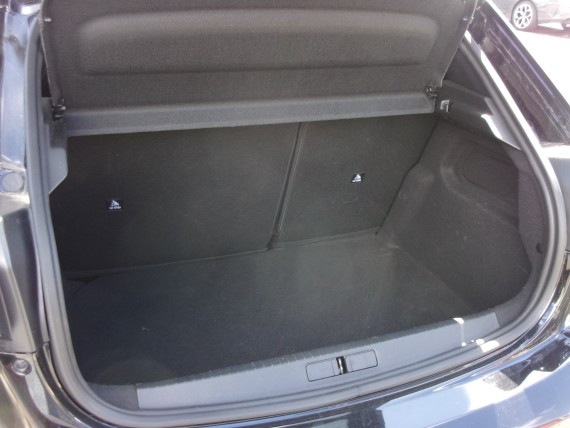 PEUGEOT 208 208 hybrid noire-021.jpg